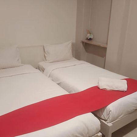 Permata Inn Медан Экстерьер фото