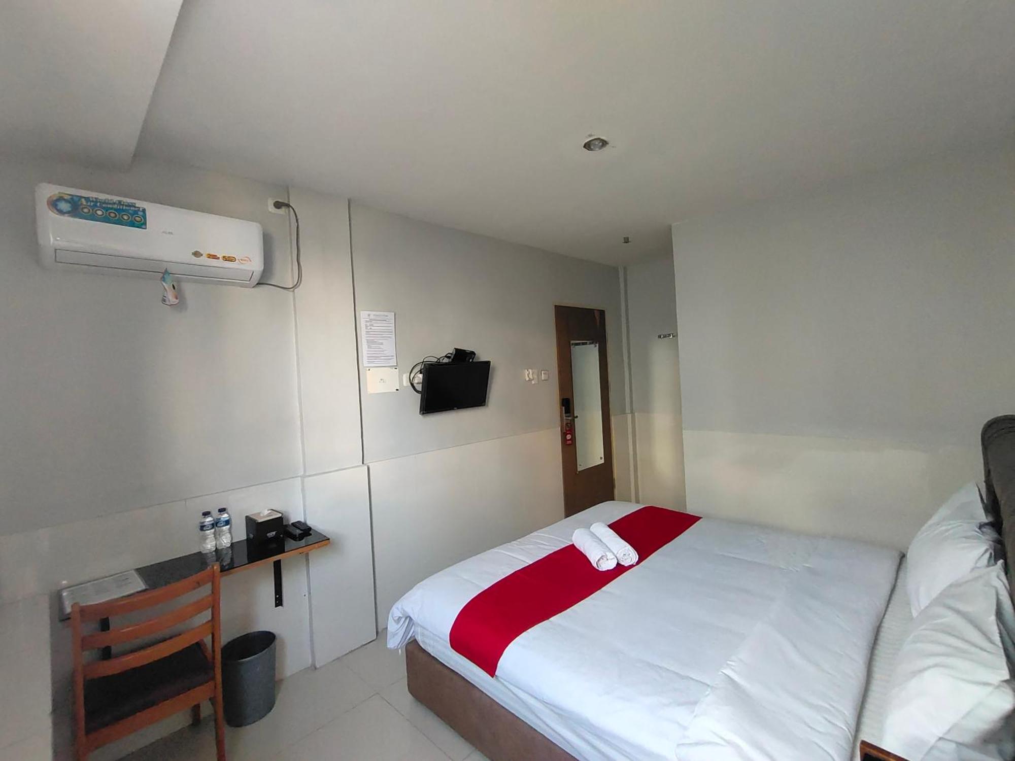 Permata Inn Медан Экстерьер фото